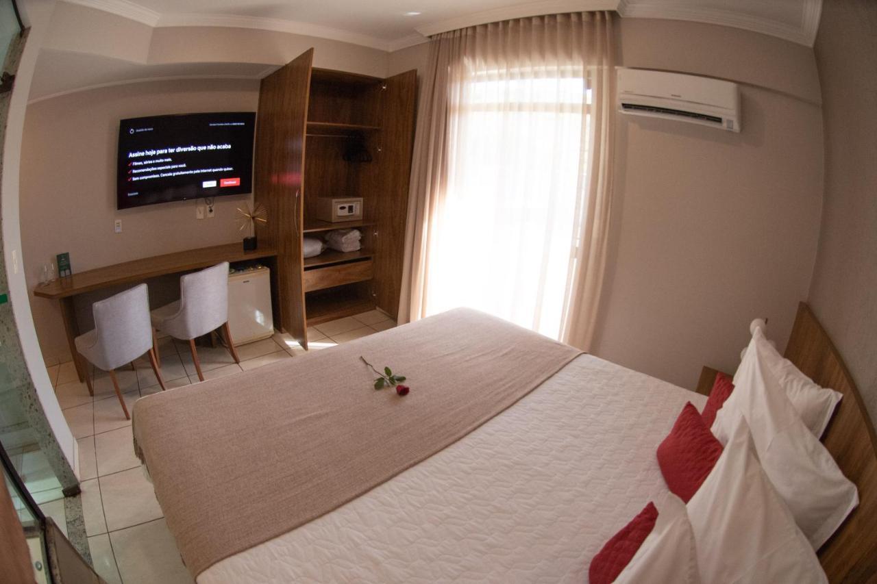 Hotel Capital Das Pedras Teófilo Otoni Esterno foto